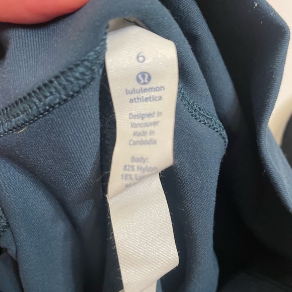 Wander under size 6 limited edition - Picture 2 of 3